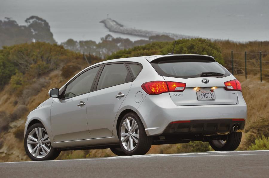  Kia Forte 5-Door 2011 года  (фото 82 из 89)